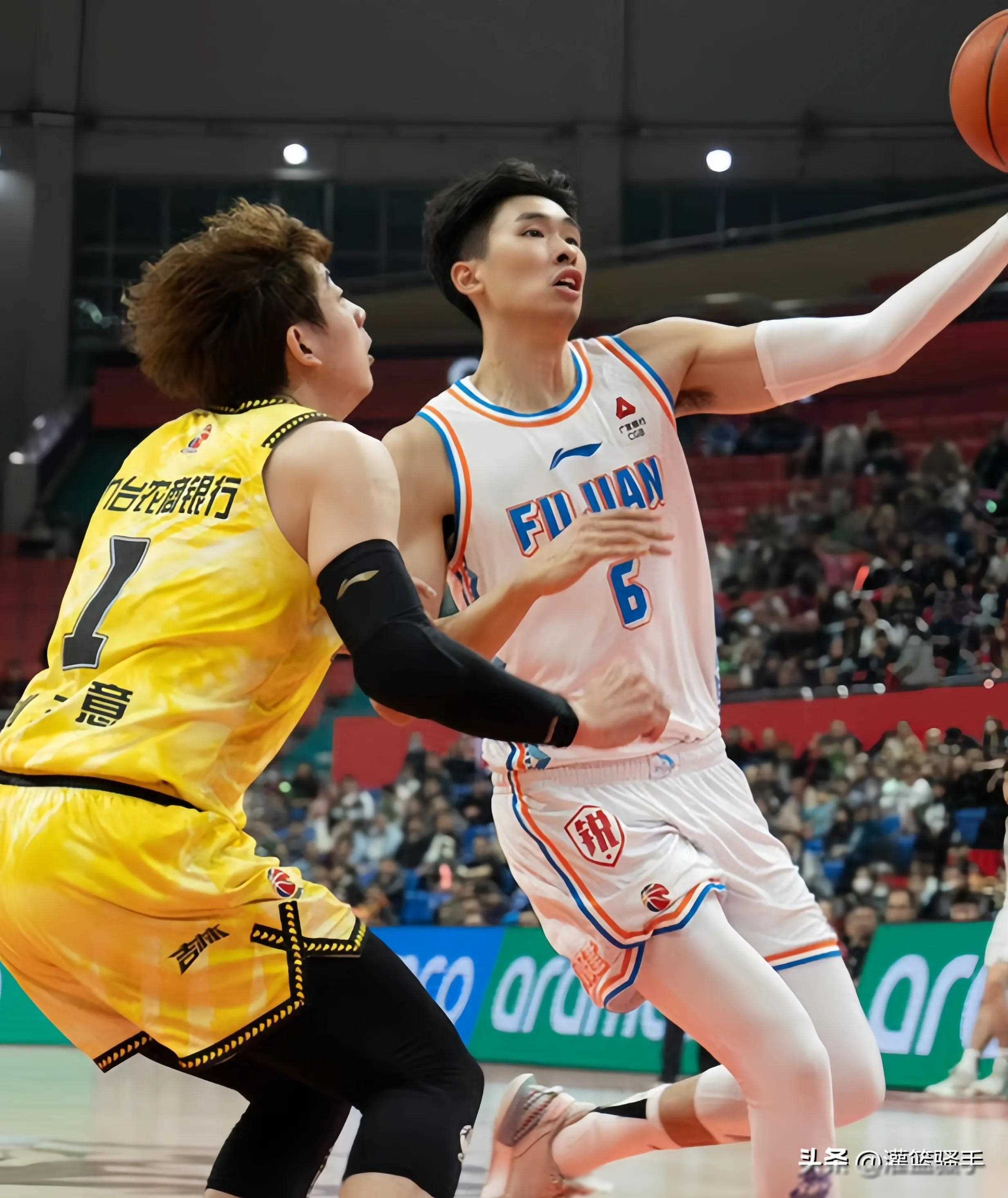 开云体育app -加时末段广厦男篮内部沟通——CBA常规赛节点到来，态度坚定，阵容厚度经受考验的简单介绍