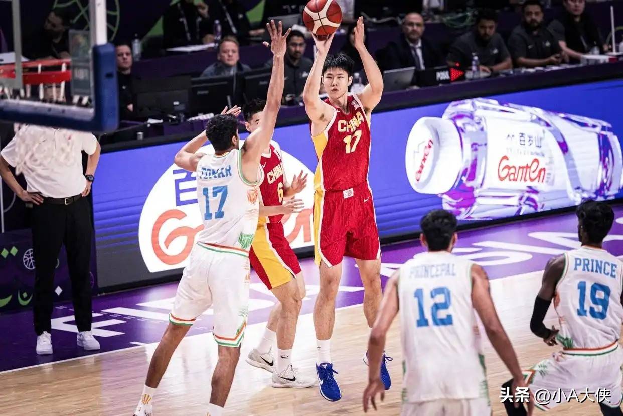 赛地聚焦——亚洲杯今晚热度飙升;纽约尼克斯临场应变;更衣室稳定;赛程密集仍需轮换 赛地聚焦——亚洲杯今晚热度飙升;纽约尼克斯临场应变;更衣室稳定;赛程密集仍需轮换