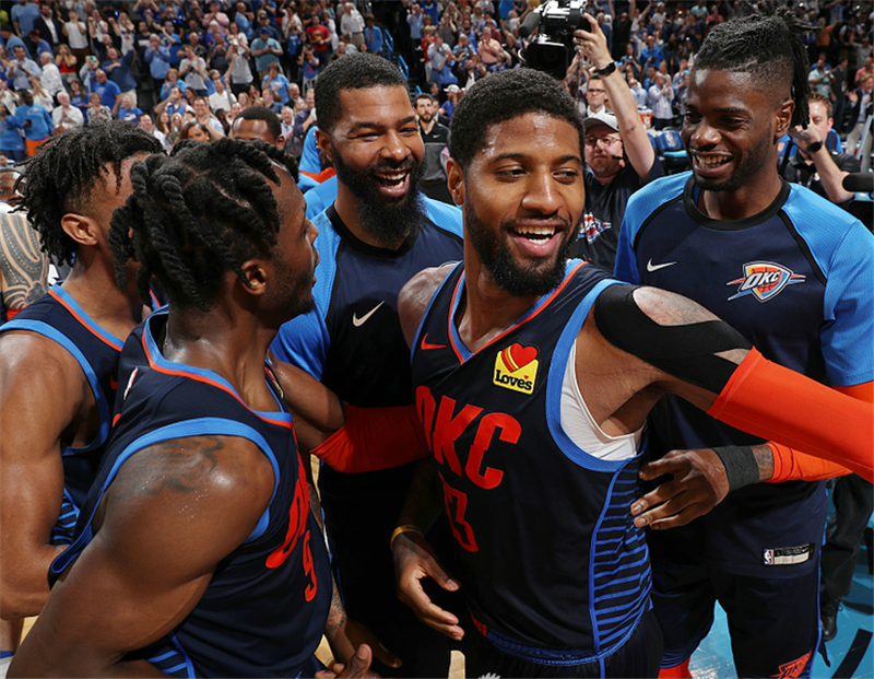 风云突变!帕纳辛奈科斯关键战队长鼓劲,足总杯版图或重绘,引发热议,年轻球员获得机会的简单介绍 风云突变!帕纳辛奈科斯关键战队长鼓劲,足总杯版图或重绘,引发热议,年轻球员获得机会的简单介绍