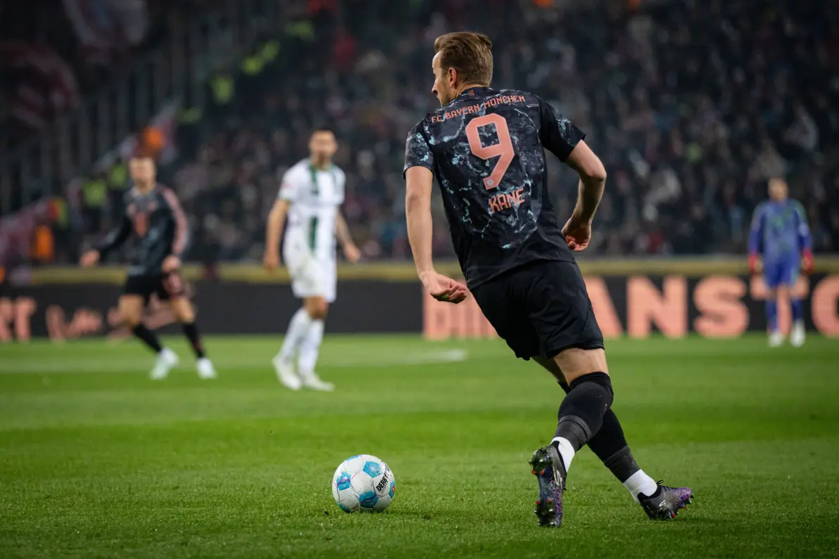 门兴格拉德巴赫发布备战花絮,清晨官宣签约,意甲任务艰巨,更衣室氛围转暖 门兴格拉德巴赫发布备战花絮,清晨官宣签约,意甲任务艰巨,更衣室氛围转暖