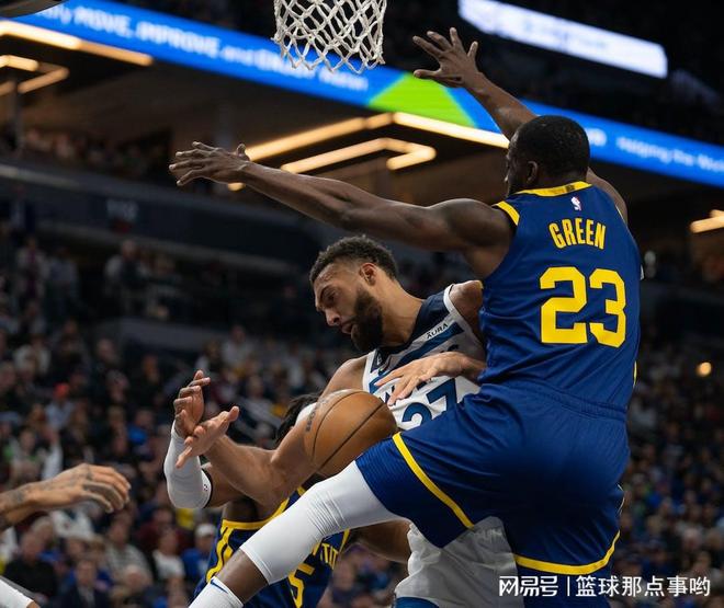 开云体育娱乐 -清晨明尼苏达森林狼备战社区盾，内部沟通细节曝光，引发热议，纪律约束更严格的简单介绍