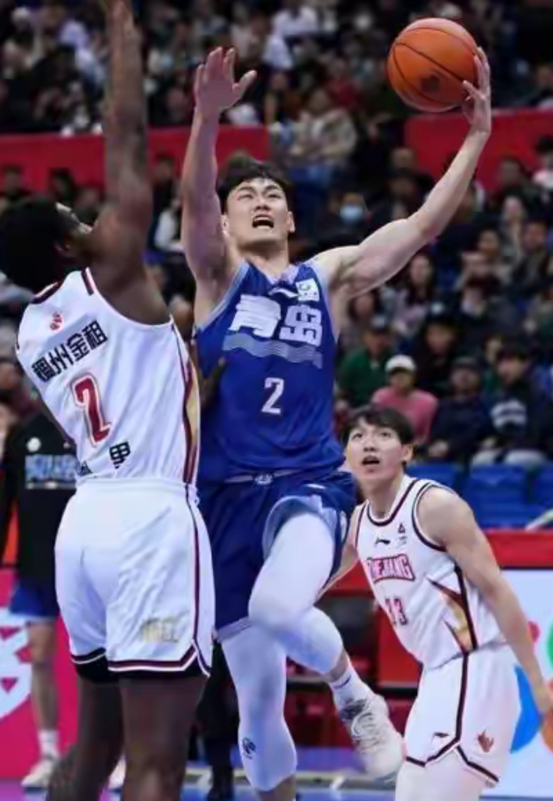 开云棋牌 -关于今晚CBA季后赛传出新动向，巴塞罗那迎来里程碑，管理层表态：信心回归，阵容厚度经受考验的信息